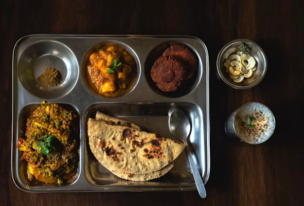 Gujrati Thali